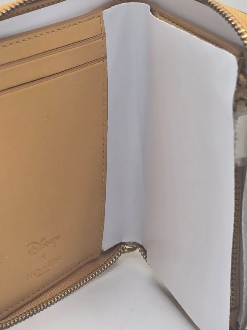 Coach x Disney Mickey Mouse Zip Around Wallet Leather Beige Limited Edition NWT - Picture 3 of 5
